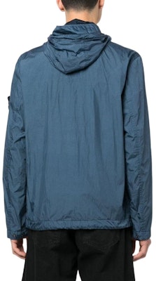 STONE ISLAND SS23 男士轻便防水风衣夹克 蓝色 781540522-V0024 Shop STONE ISLAND SS23 男士轻便防水风衣夹克 蓝色 781540522-V0024