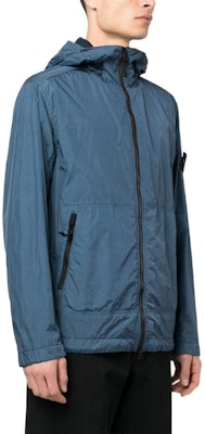 STONE ISLAND SS23 男士轻便防水风衣夹克 蓝色 781540522-V0024 Purchase STONE ISLAND SS23 男士轻便防水风衣夹克 蓝色 781540522-V0024