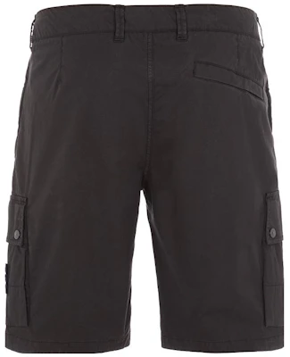 STONE ISLAND SS23 標誌鈕扣工裝休閒短褲 男款 - 黑色 1015L1110-A0029 Lookbook STONE ISLAND SS23 標誌鈕扣工裝休閒短褲 男款 - 黑色 1015L1110-A0029