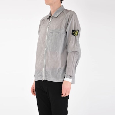 스톤아일랜드 SS23 메탈릭 나일론 셔츠 칼라 자켓 아이스 그레이 남성. 761512321-V0003 Details for 스톤아일랜드 SS23 메탈릭 나일론 셔츠 칼라 자켓 아이스 그레이 남성. 761512321-V0003