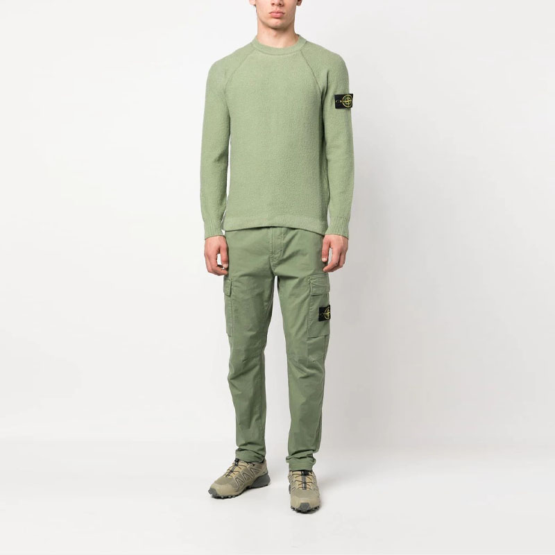 Lookbook STONE ISLAND SS23 經典徽章長袖圓領毛衣 綠色 7815534D2-V0055