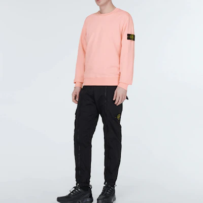Stone Island SS23 櫻花粉羅盤標誌圓領衛衣 101563051-V0080 Lookbook Stone Island SS23 櫻花粉羅盤標誌圓領衛衣 101563051-V0080