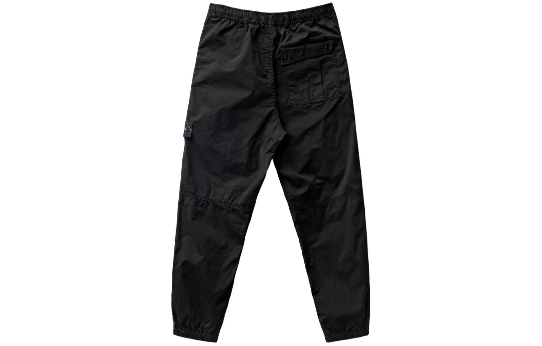 Lookbook STONE ISLAND SS24 Pantalones Jogger Negros Slim Fit de Algodón Supima Twill. 801530510-V0029