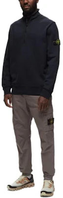 Stone Island 2024春夏 鸽子灰弹力腰宽松慢跑裤 801531303-V0092 Lookbook Stone Island 2024春夏 鸽子灰弹力腰宽松慢跑裤 801531303-V0092