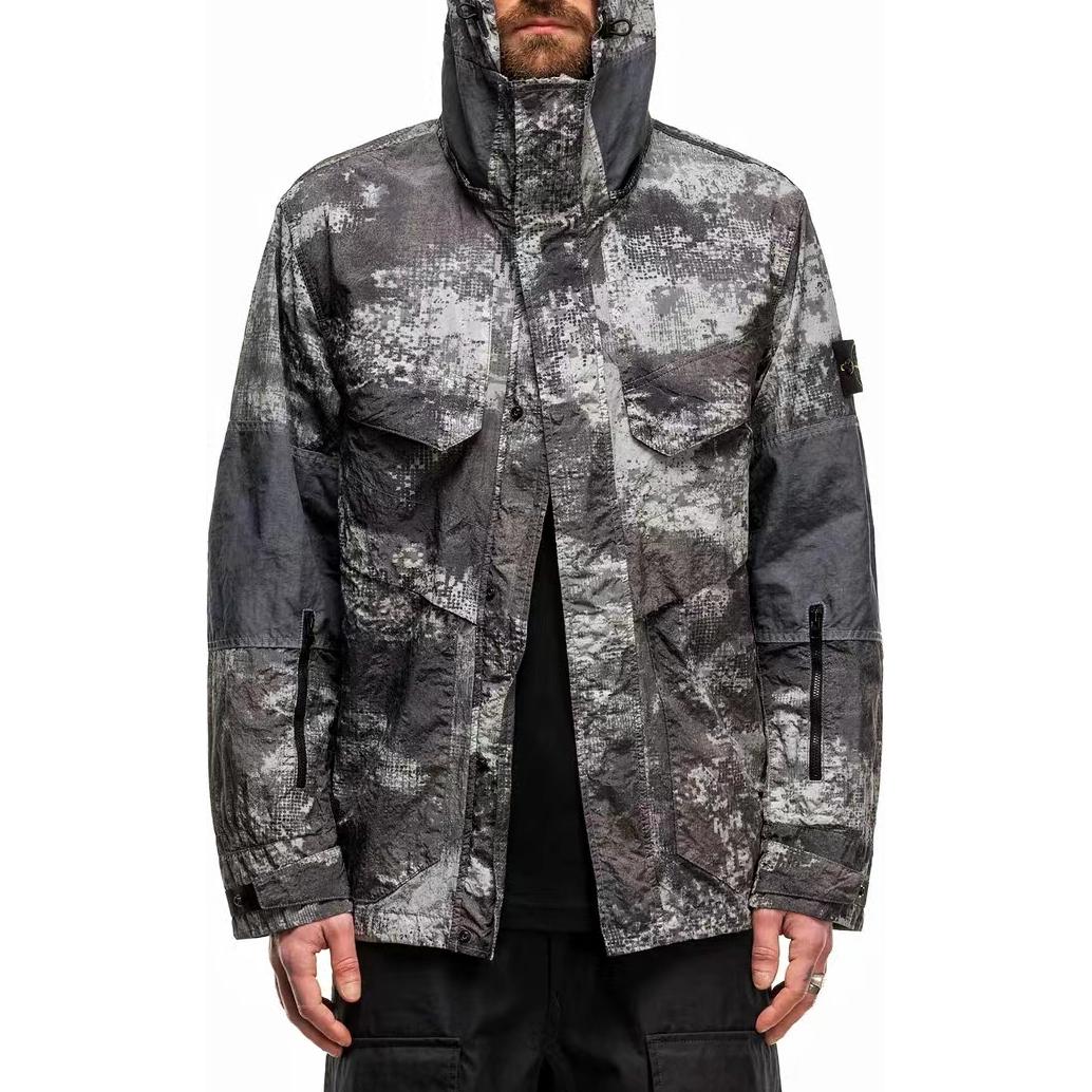 Sizing 스톤아일랜드 SS24 그레이 카모 스탠드칼라 집업 자켓. 8015438E1-V0060