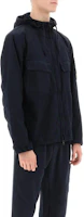Shop STONE ISLAND SS24 Pima棉海軍藍拉鍊連帽外套附口袋 801542610-V0020