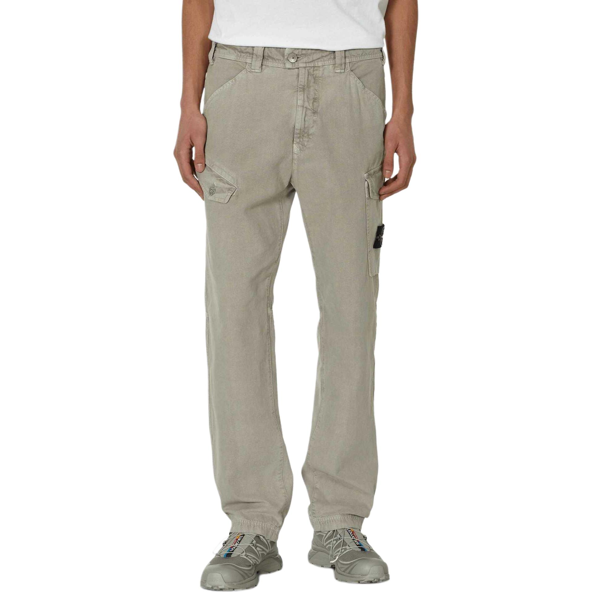 Shop Stone Island SS24 Logo Rare Cargo Pants Kelabu Lelaki Relaxed Fit. 8015320T1-V0064