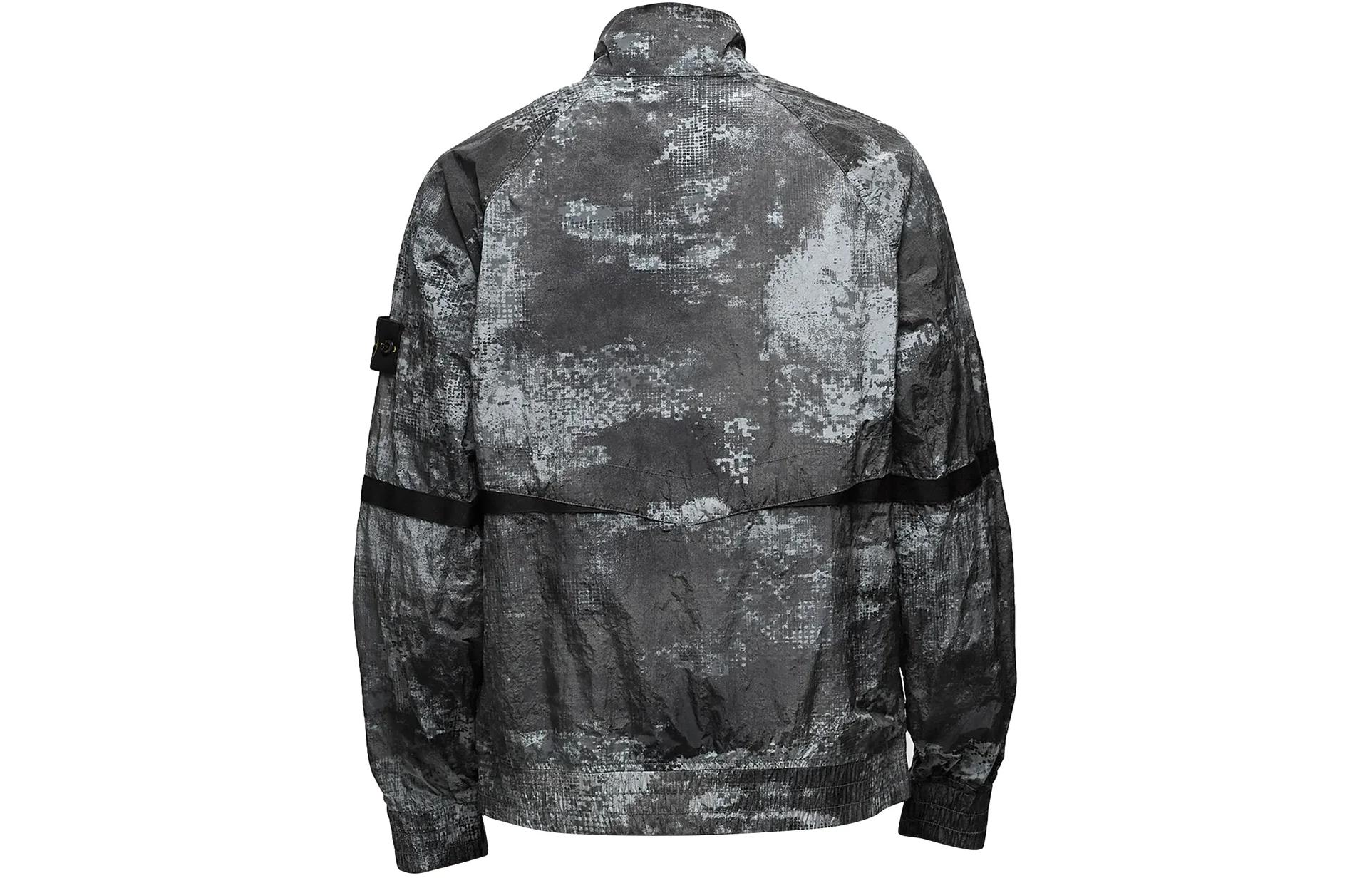 Lookbook ストーンアイランド SS24 グレー迷彩プリント ジップアップ ハイカラージャケット 8015661E1-V0060
