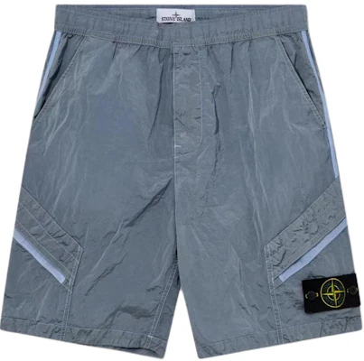 STONE ISLAND SS24 Celana Pendek Nylon Metalik Logo Pria Warna Biru Muda Relaxed Fit 8015L1719-V0041 Buy STONE ISLAND SS24 Celana Pendek Nylon Metalik Logo Pria Warna Biru Muda Relaxed Fit 8015L1719-V0041