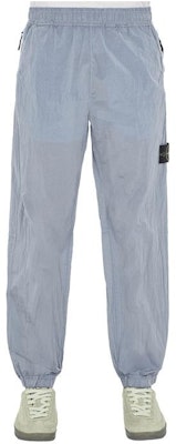 Pantalones Casuales Stone Island SS24 Nylon Metálico Joggers Relajados Azul Frost. 801532519-V0041 Buy Pantalones Casuales Stone Island SS24 Nylon Metálico Joggers Relajados Azul Frost. 801532519-V0041