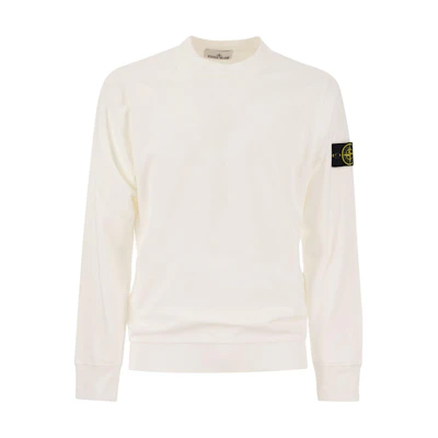 Stone Island SS24 Retro Washed Logo Crewneck Pullover Sweatshirt White Mens. 801566060-V0001