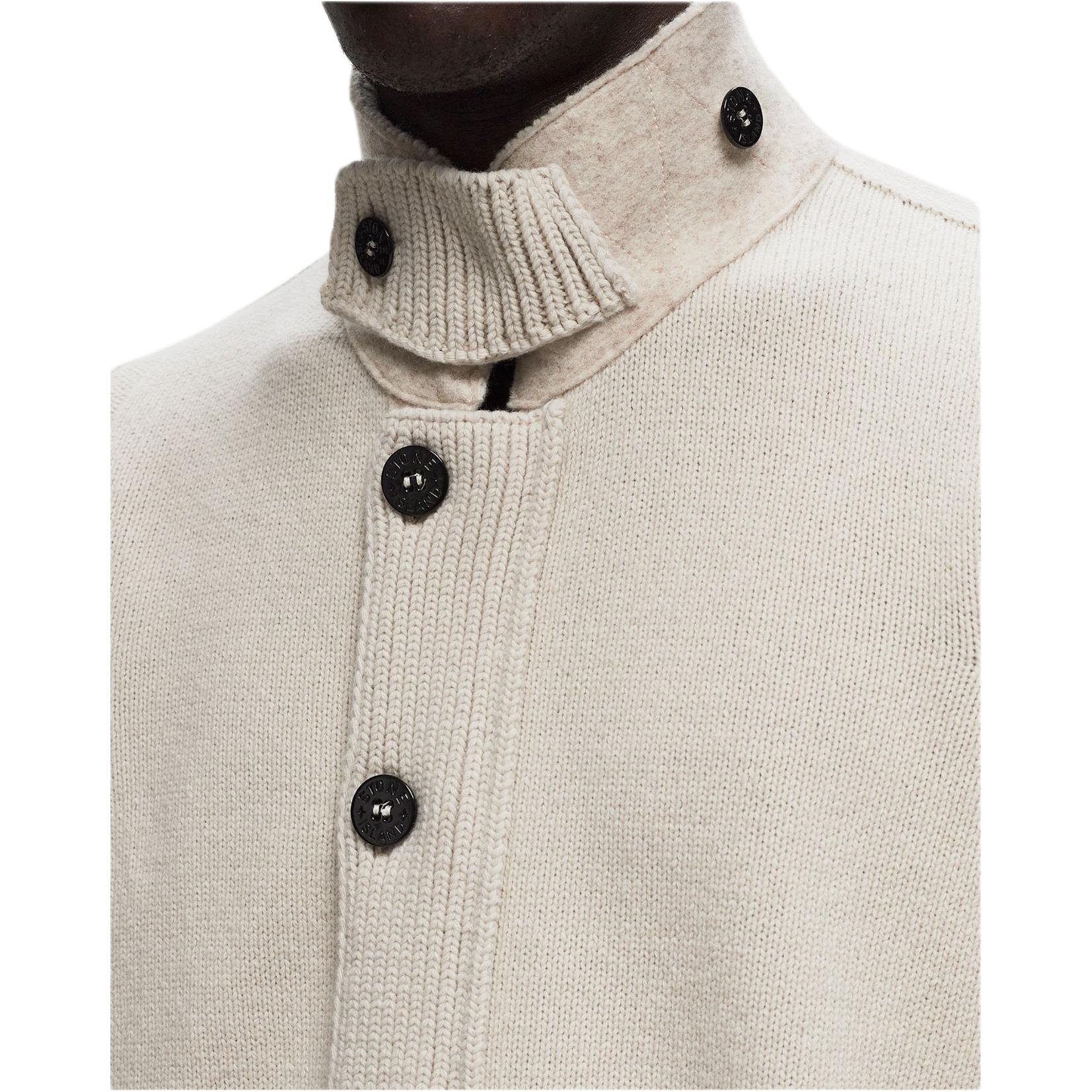 Purchase Stone Island 男女款白色針織長袖開襟毛衣. 8115547A3-V0097