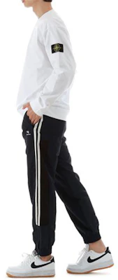 Stone Island Putih Crewneck Pullover Sweatshirt Lengan Panjang Kapas Tebal 761563750-V0001 Purchase Stone Island Putih Crewneck Pullover Sweatshirt Lengan Panjang Kapas Tebal 761563750-V0001