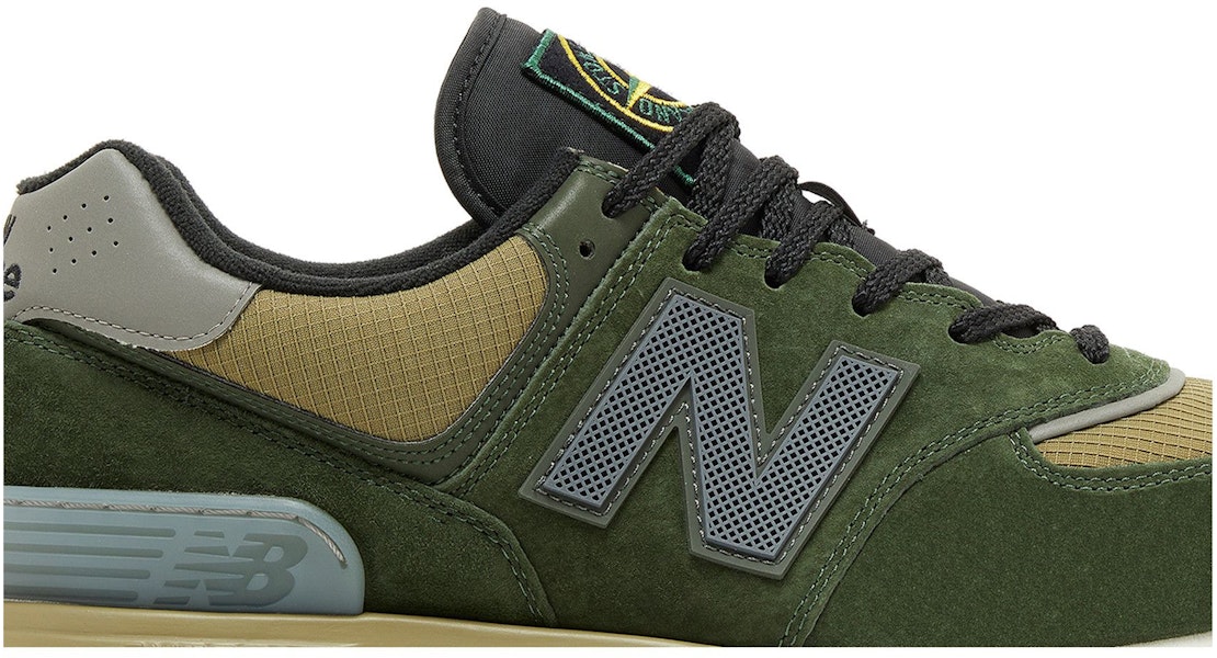 Stone Island x New Balance 574 Legacy ''Vert Foncé''. U574LGIL Lookbook Stone Island x New Balance 574 Legacy ''Vert Foncé''. U574LGIL