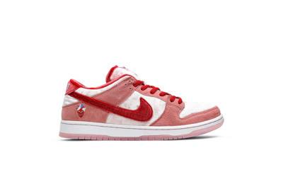 StrangeLove x Nike SB Dunk Low 'Valentine's Day'