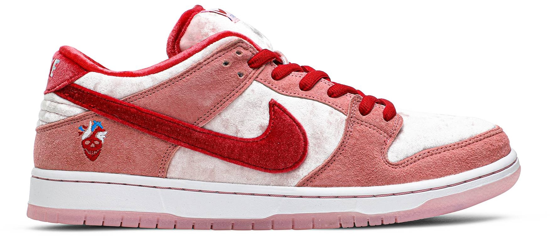 strange-love-x-nike-dunk-low-sb-valentine-s-day-special-box