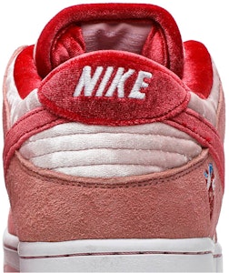 StrangeLove x Nike SB Dunk Low 'Día de San Valentín' Caja Especial CT2552-800-SB Sizing StrangeLove x Nike SB Dunk Low 'Día de San Valentín' Caja Especial CT2552-800-SB