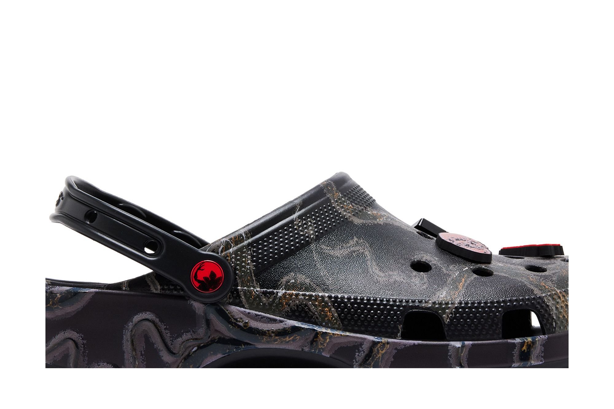 Order Zuecos Clásicos Stranger Things x Crocs. 212074-90H