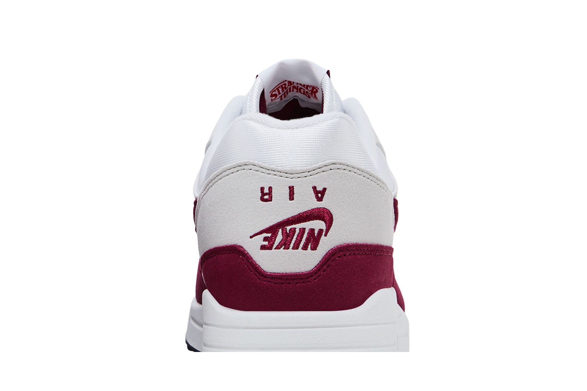 Sizing Stranger Things x Nike Air Max 1 'Steve Harrington' IM3906-100