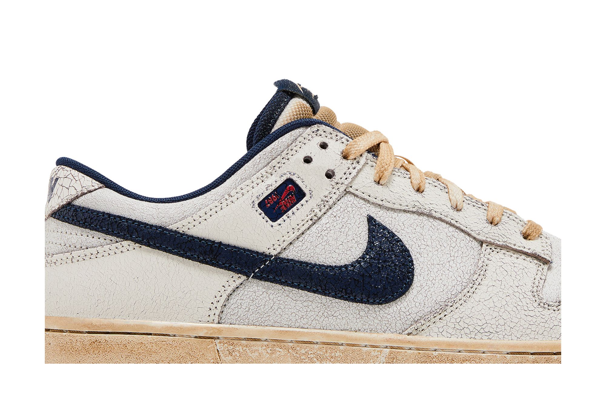 Lookbook Stranger Things x Nike Dunk Low ''Phantom'' Scarpe da Ginnastica. IH6766-001
