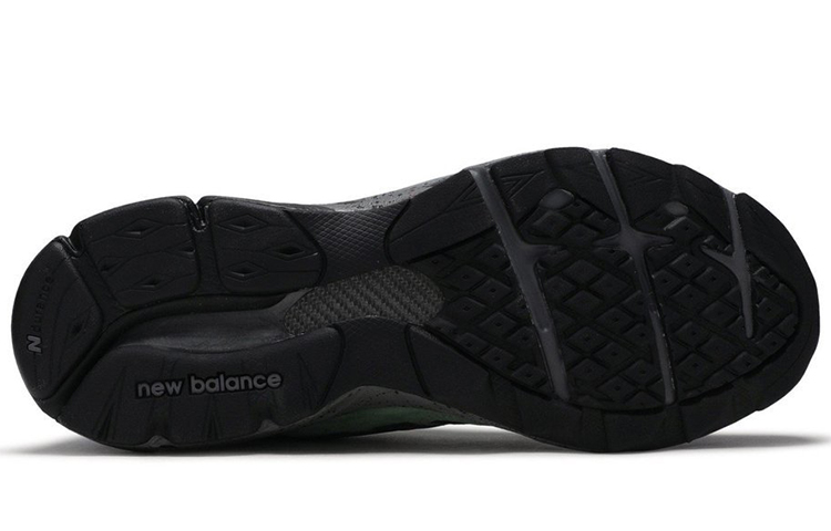 Shop Stray Rats x New Balance 990 v3 'Reprise Finale The Joker' 2019 Lelaki & Wanita. M990SK3