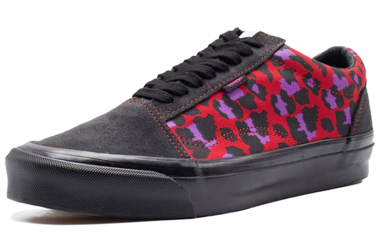 Lookbook Stray Rats x Vans Vault UA Old Skool NS OG LX 'Raven Racing Merah' VN0A4UUTK04