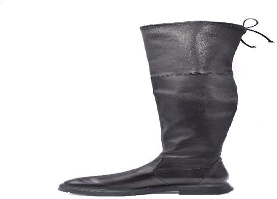 Stuart Weitzman PRE 'Hitam' 1L24015_BLACK Lookbook Stuart Weitzman PRE 'Hitam' 1L24015_BLACK