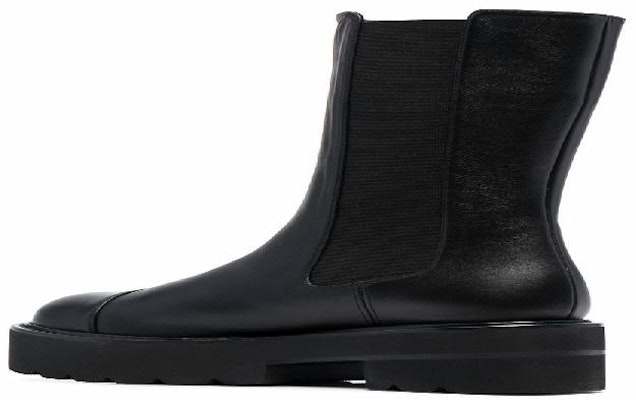 Stuart Weitzman PRE_PRESLEYULTLIF 'Negro Chi' PRESLEYULTLIF_CHIBLK Lookbook Stuart Weitzman PRE_PRESLEYULTLIF 'Negro Chi' PRESLEYULTLIF_CHIBLK