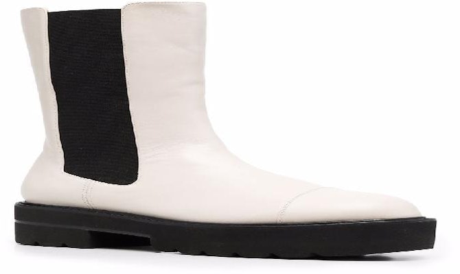 斯图尔特·韦茨曼 PRE_ 55 '棕色' PRESLEYULTLIF_CHIOAT Lookbook 斯图尔特·韦茨曼 PRE_ 55 '棕色' PRESLEYULTLIF_CHIOAT