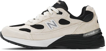 FY7 x NB992 クリーム (Studio省略) M992FY7 Lookbook FY7 x NB992 クリーム (Studio省略) M992FY7