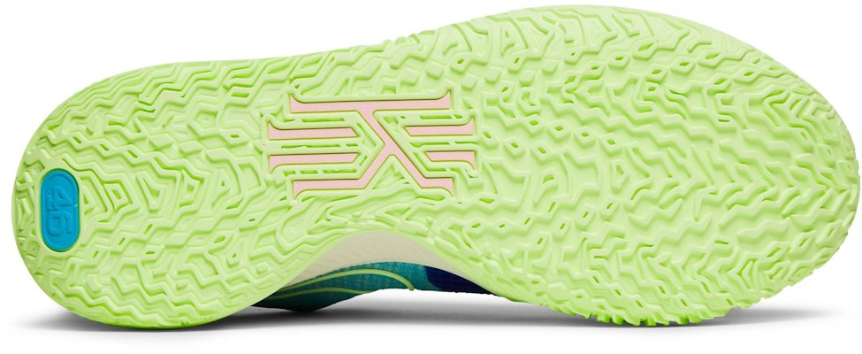 Sue Bird x Nike Kyrie Low 4 'Dinasti' CW3985-401/CZ0105-401 Shop Sue Bird x Nike Kyrie Low 4 'Dinasti' CW3985-401/CZ0105-401