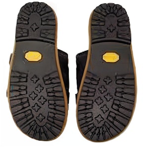 Sandalia Suicoke x Moncler Moto Mountain Nylon '2 Moncler 1952 - Negra'. G20924L70000M1415999 Purchase Sandalia Suicoke x Moncler Moto Mountain Nylon '2 Moncler 1952 - Negra'. G20924L70000M1415999