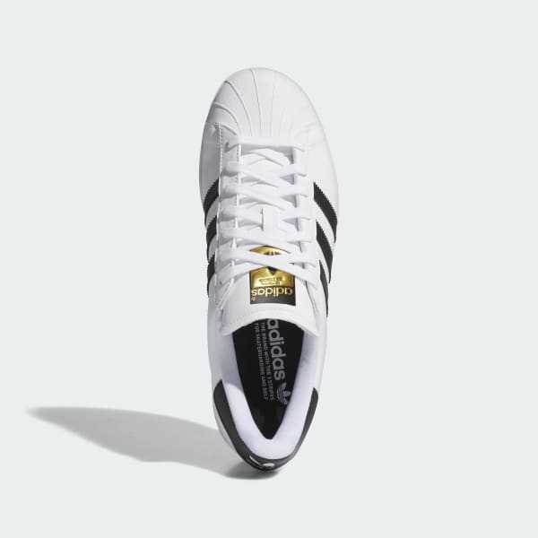 Lookbook Superstar Golf Spikeless IE6052