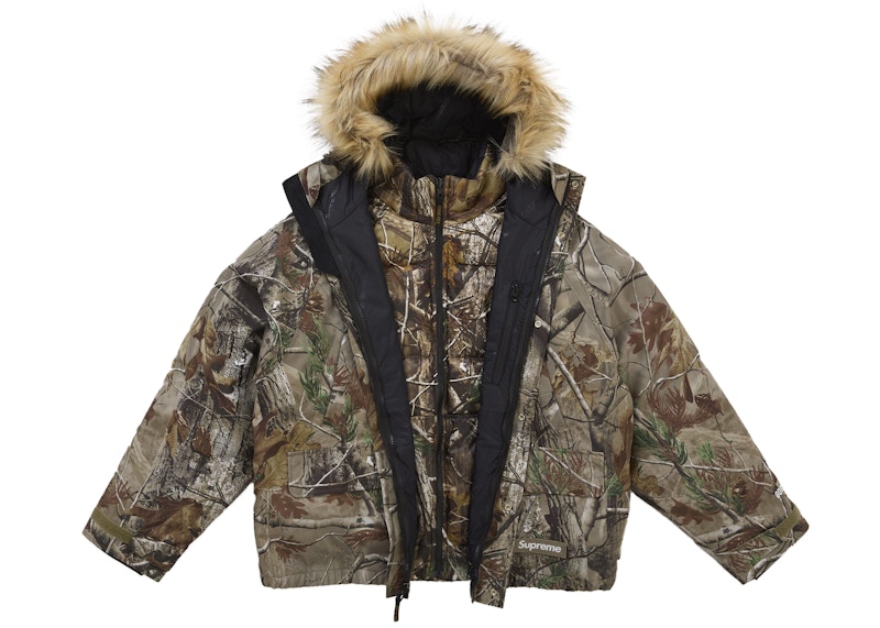 Lookbook Supreme 2合1 GORE-TEX 獵樹迷彩羽絨外套+可翻穿700填充羽絨夾克
