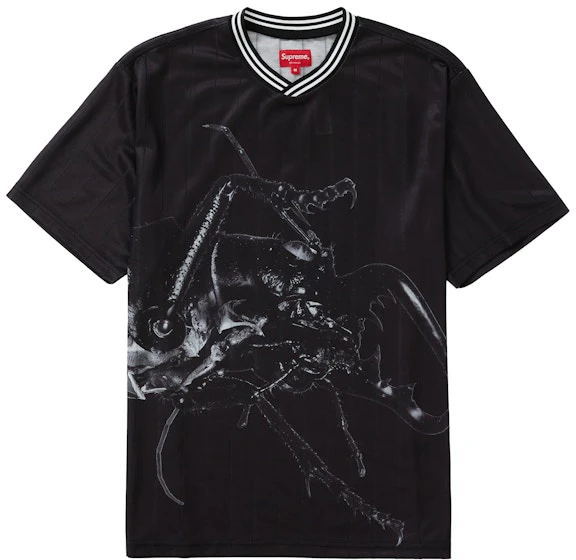 supreme-beetle-soccer-top-black