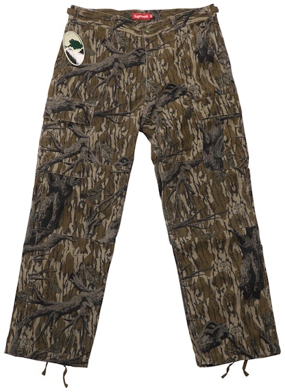 supreme-cargo-pant-f-w18-mossy-oak-camo