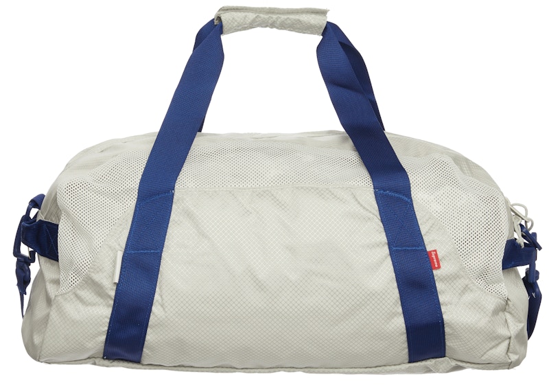 Lookbook Tas Duffle Supreme Perak (SS22)