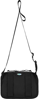 Supreme FW18 Shoulder Bag Black Lookbook Supreme FW18 Shoulder Bag Black