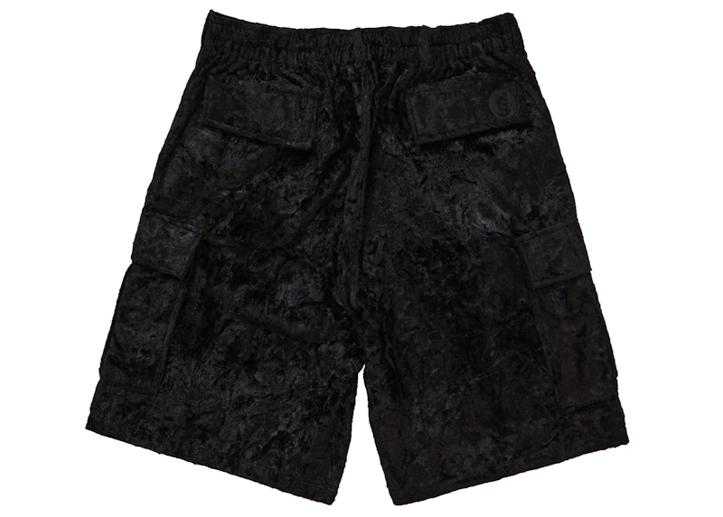 Order Supreme GOODENOUGH 黑色压褶人造丝工装短裤