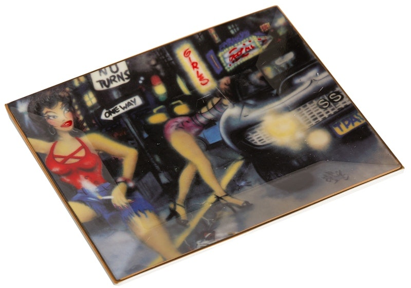 supreme-lady-pink-super-sport-camero-ceramic-tray-multicolor