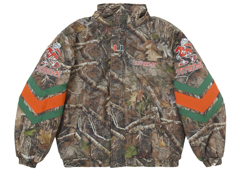Shop Supreme Mitchell & Ness NCAA 連帽運動外套 森林迷彩款