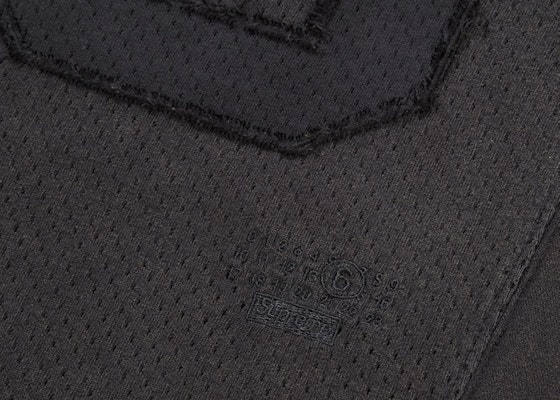 Supreme MM6 Maison Margiela Camiseta de Fútbol de Algodón Negra Lookbook Supreme MM6 Maison Margiela Camiseta de Fútbol de Algodón Negra