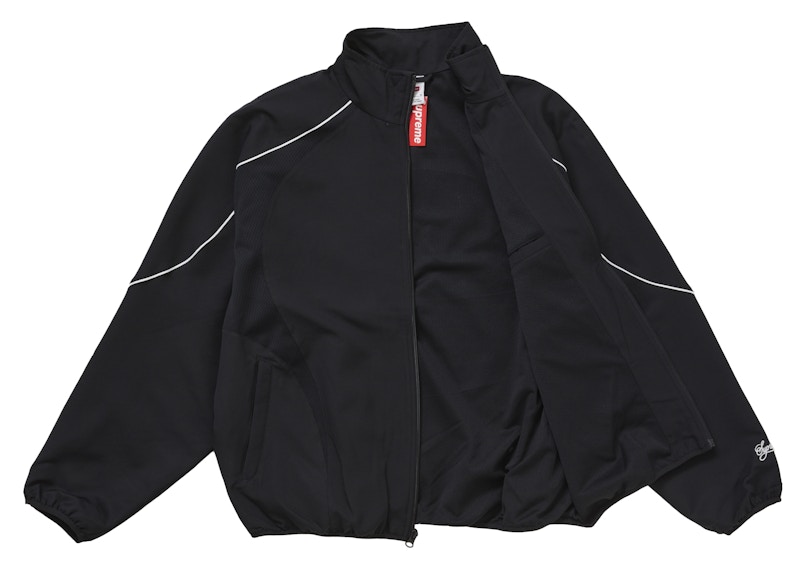 Order Supreme Nike Jaket Trek Hitam