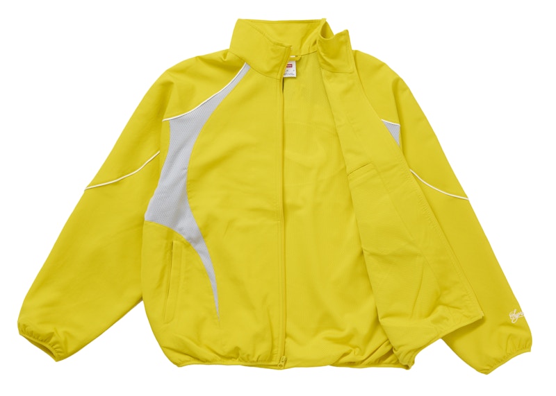 Order Supreme Nike Jaket Trek Kuning