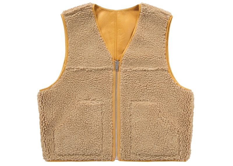 Lookbook Supreme Rompi Kerja Reversible Faux Shearling Kuning