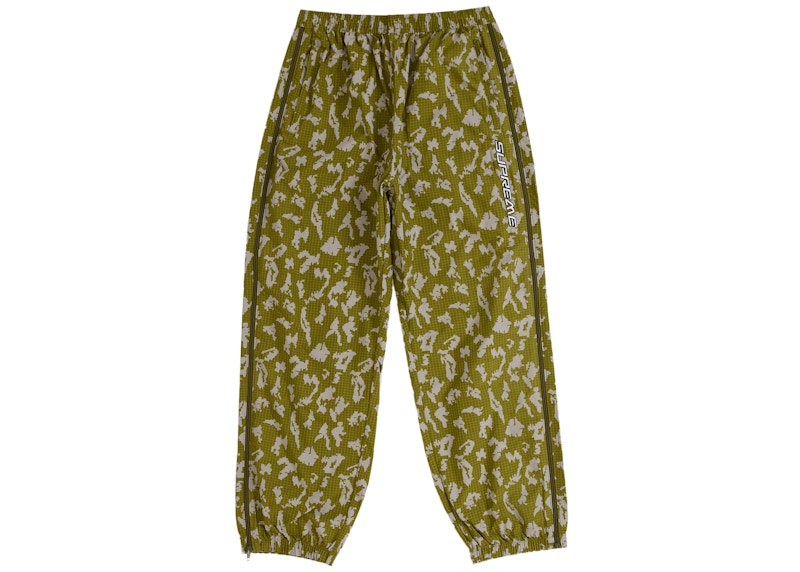 Supreme Ripstop Warm Up Pant (FW26) Olive Camo