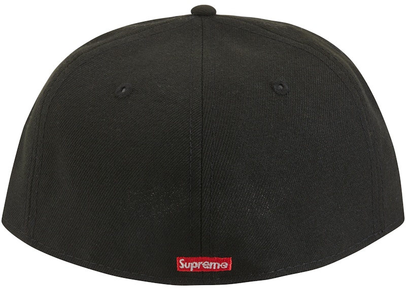 Lookbook Supreme Script New Era Hitam SUP-SNE-C-B