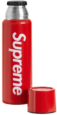 Supreme SIGG Vacuum Insulated 0.75L Bottle Red Buy Supreme SIGG Vacuum Insulated 0.75L Bottle Red