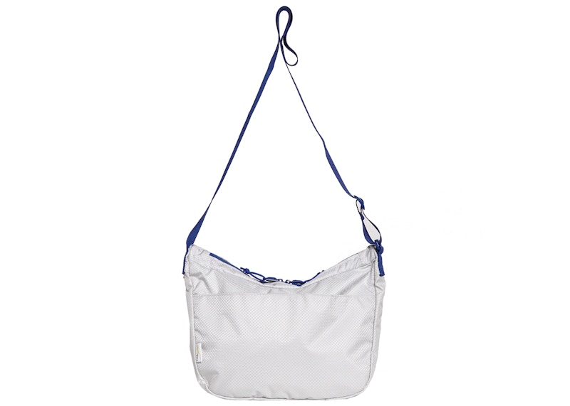 Lookbook Bolso Bandolera Pequeño Supreme Plateado