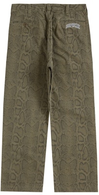 Supreme Seluar Chino Corak Ular Olive Order Supreme Seluar Chino Corak Ular Olive